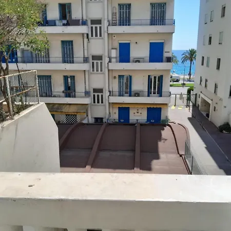 L'escale Azurienne Апартаменты Ницца